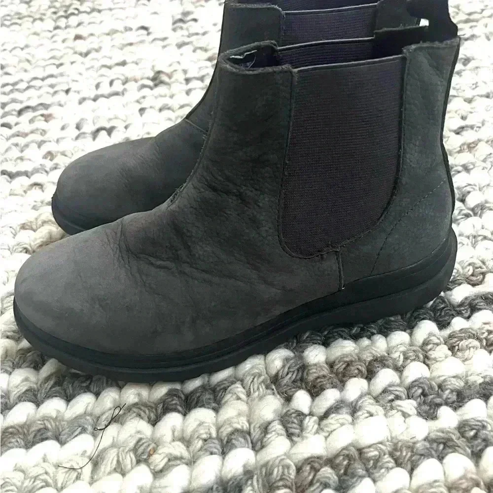 Boys Zara Suede Boots size 5